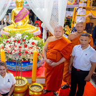 แห่หลวงพ่อโสธรทางน้ำ